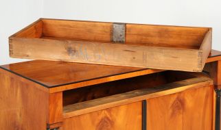 Antiquitäten Greven