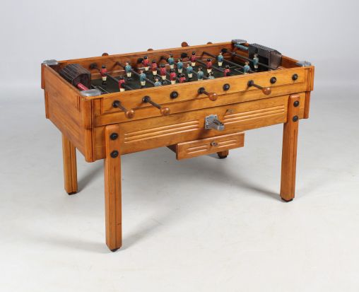 Antique Foosball Table, France, Art Deco, 1930s - France
Beech
1920s - 1930s