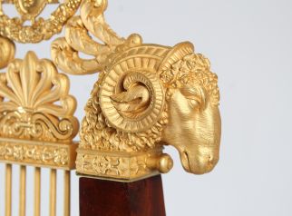 Tête de bélier en bronze