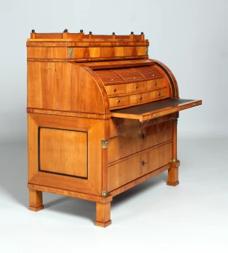 Antiquités Biedermeier