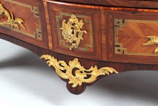 Commode estampillée PETIT