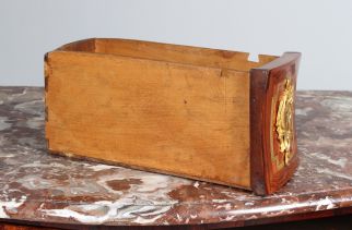 Commode France 18e siècle