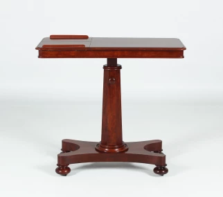 Tavolo da lettura vittoriano