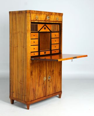 Meubles Biedermeier