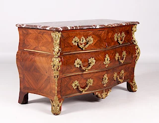 <p>France (Paris)<br />
Rosewood<br />
Louis XV around 1730</p>