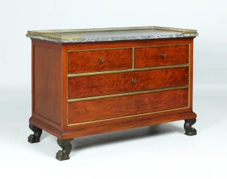 Chest of drawers stamped Jacob Paris