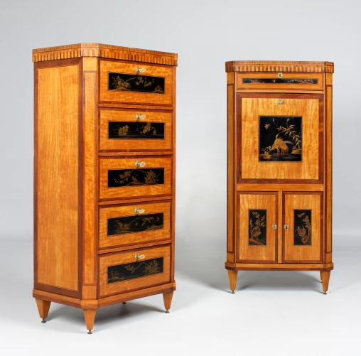 Pair of antique furniture, chinoiserie, secretary, chiffonier, c. 1890 - The Netherlands
Satinwood and others, lacquered panels
around 1890
