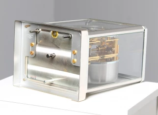 Horloge Atmos argentée