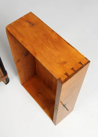 Ash chest of drawers