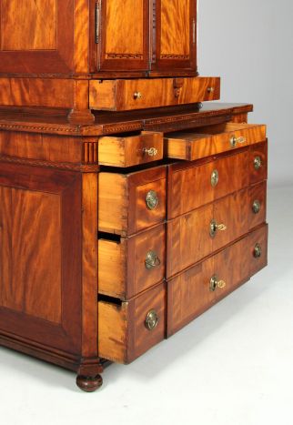 Many drawers