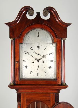 Antico orologio a pendolo