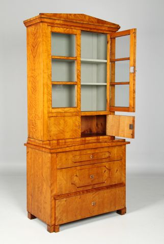 Vitrine Biedermeier