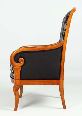 Fauteuil antique cerise