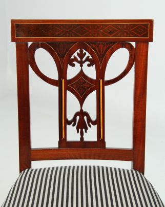 Chaise ancienne Château d