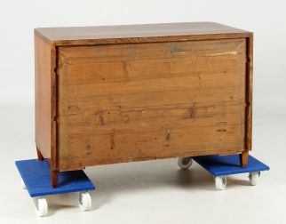 Restaurare una cassettiera