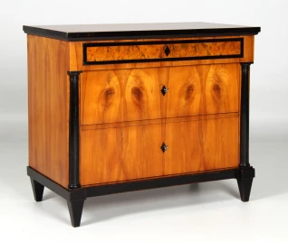 Southern Germany
Cherry tree
Biedermeier around 1820