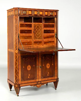 <p>The Netherlands<br />
Amaranth, satinwood and others<br />
Louis XVI around 1790</p>
