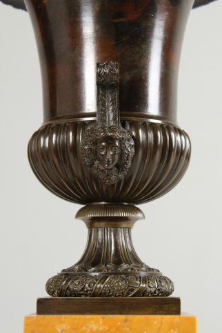 Bronzo baccante
