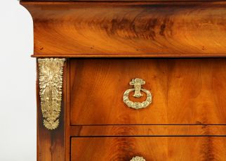 Commode en noyer