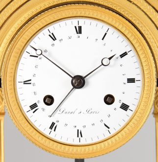 Orologio antico con datario