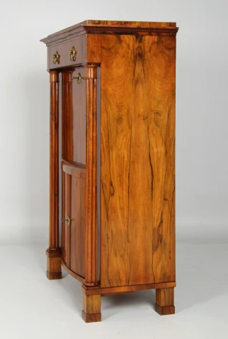 Secrétaire en noyer