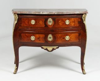 Commode sauté pan