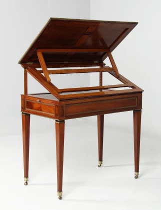 bureau réglable en hauteur