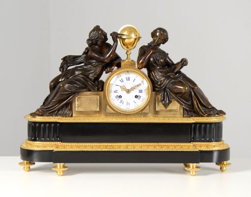 Antike Kaminuhr, "Pendule Astronomie", Bronze, Marmor, Paris, 19. Jhdt - Paris
Bronze, Marmor
Mitte 19. Jahrhundert