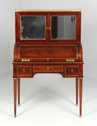 France
Mahogany
Directoire around 1800