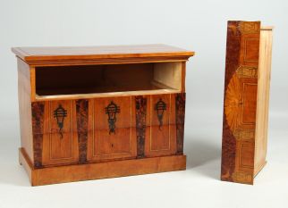 Antique chest of drawers