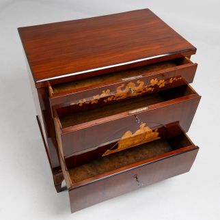 Commode trois tiroirs