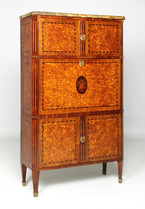 Secrétaire antique, placage d'huître, Louis XVI vers 1790 - France (région Dauphine)
différents bois précieux
Fin du 18e siècle