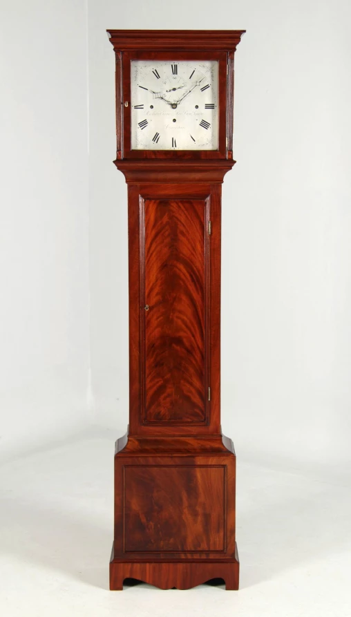 Antico orologio a pendolo con movimento musicale, mogano, Londra, fine XVIII secolo - Londra
Mogano
fine del XVIII secolo