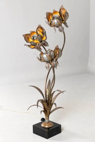 Flower floor lamp