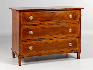<p>Southern Germany<br />
Walnut, oak<br />
early 19th century</p>
