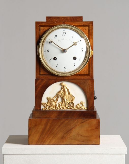 Ancienne horloge Biedermeier, acajou, Berlin vers 1820 - Berlin
Acajou et autres
vers 1820