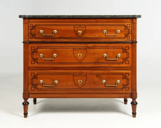 Antike französische Kommode