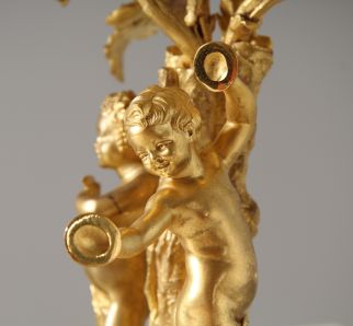 Cimbalo putto
