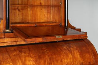 Antico segretario Biedermeier in ciliegio
