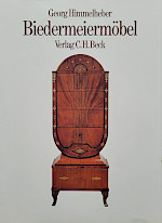 <p>Georg Himmelhebers Standardwerk zur Biedermeiermöbelkunst bietet eine umfassende Analyse des Stils, seiner Entstehung, Formen und regionalen Ausprägungen in Deutschland und der Donaumonarchie.</p>