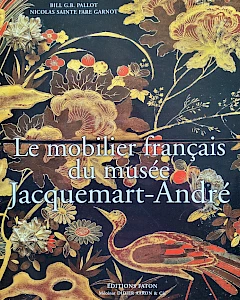 Questo volume offre una panoramica dei mobili francesi dei periodi Luigi XIV, Régence, Luigi XV e Luigi XVI con una solida base storico-artistica.