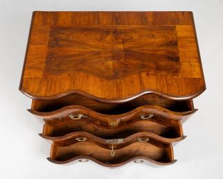 Balbach Antique Baroque Chest of Drawers