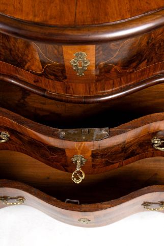Balbach Antique Baroque Chest of Drawers