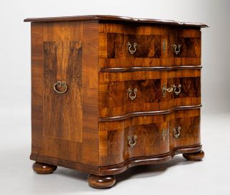 Balbach Antique Baroque Chest of Drawers