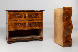 Balbach Antique Baroque Chest of Drawers
