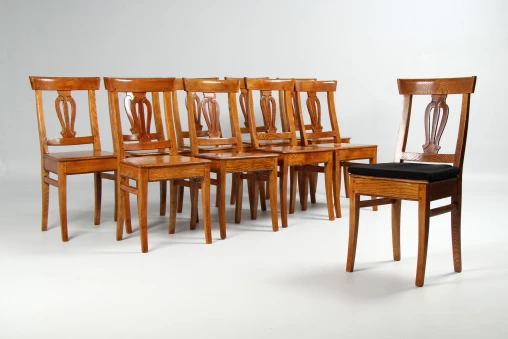 Ten antique Biedermeier chairs, ash, 1st half of the 19th century - Southern Germany
Ash tree
first half 19th cent.