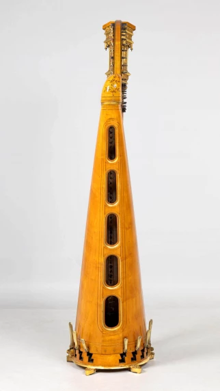 Antique harp maple