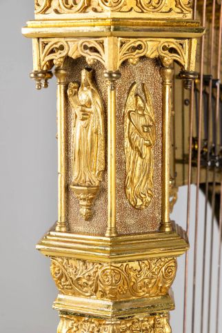 Antique Harp Gothic