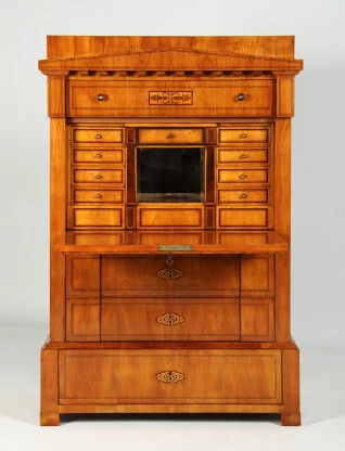 Central Germany
Cherry tree
Biedermeier around 1835