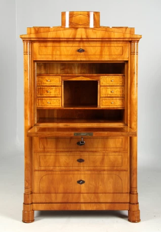 Österreich
Kirsche u.a.
Biedermeier um 1830